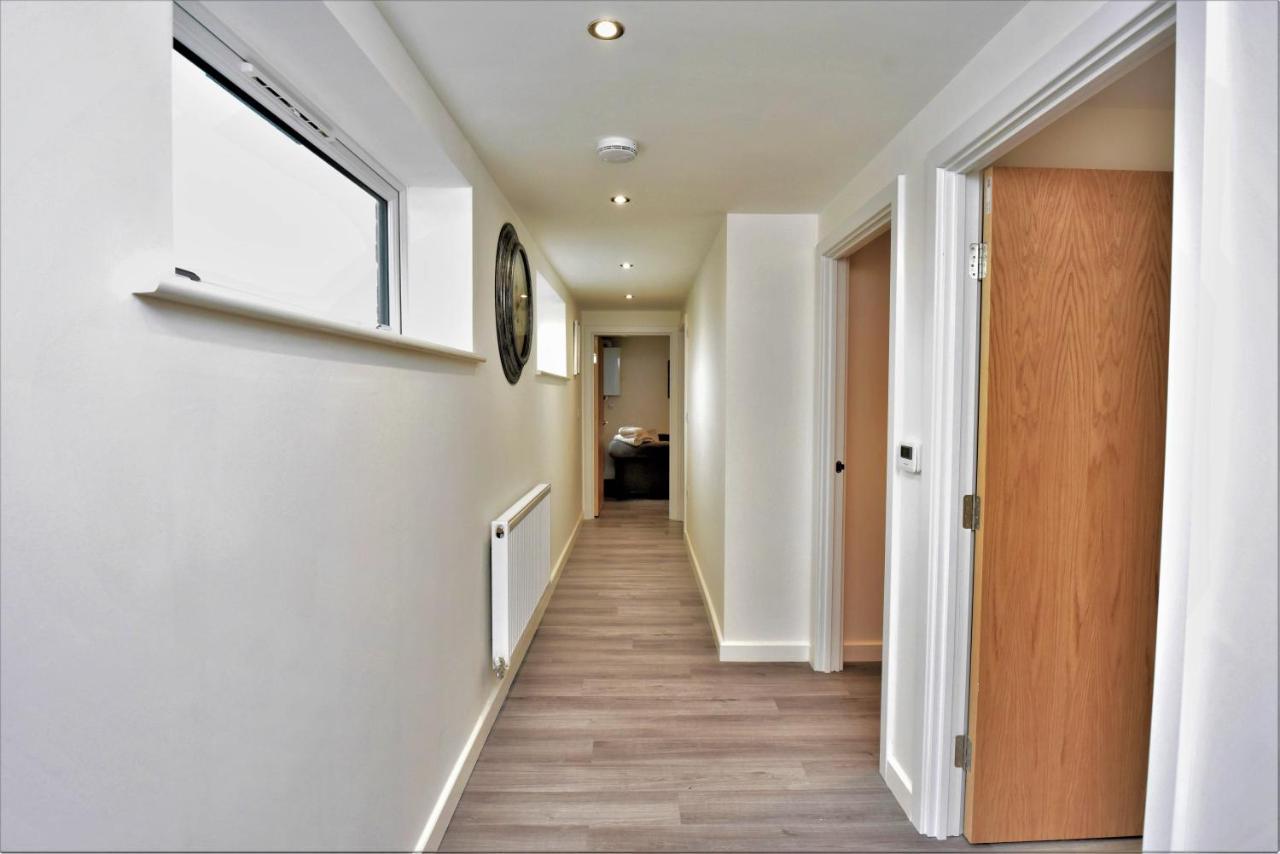 Exec 2Bed 2Bath Serviced Apartment Balcony Parking Milton Keynes Exterior photo