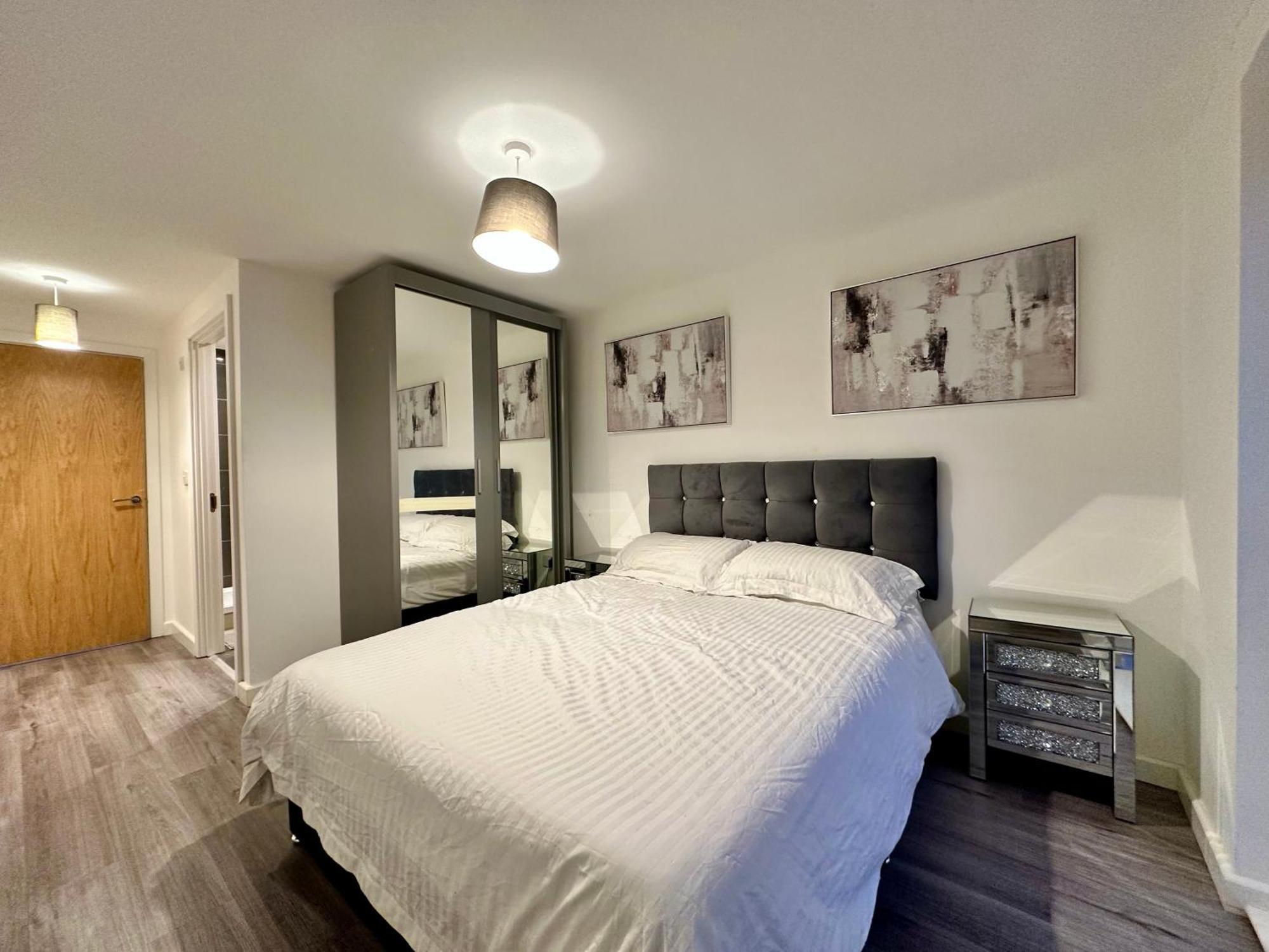 Exec 2Bed 2Bath Serviced Apartment Balcony Parking Milton Keynes Exterior photo